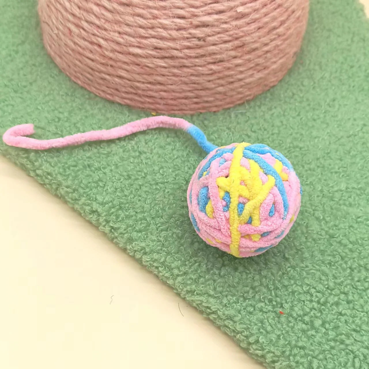 Pet Cat Toys Self Entertaining Chew and Tease Cats Toys with Bell Kitten Colored Balls Interactive Toys Pet Products Accessories